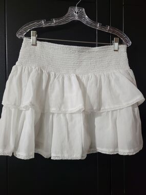 American Eagle Womens L  White Tiered Ruffle Mini Skirt Coquette Boho Cottagecor